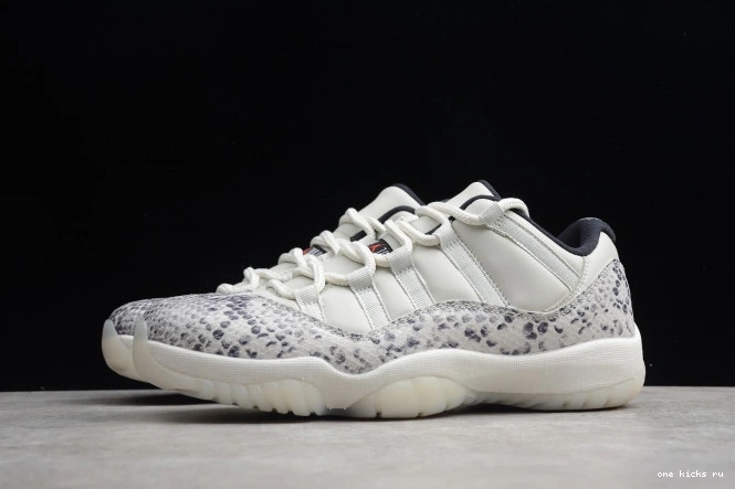 Cheap CD6846-002 Bone SE Snake Air 11 Low Light Jordan 0705